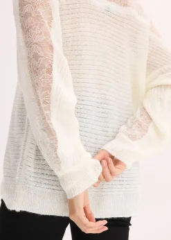 Pull épaules nues avec dentelle