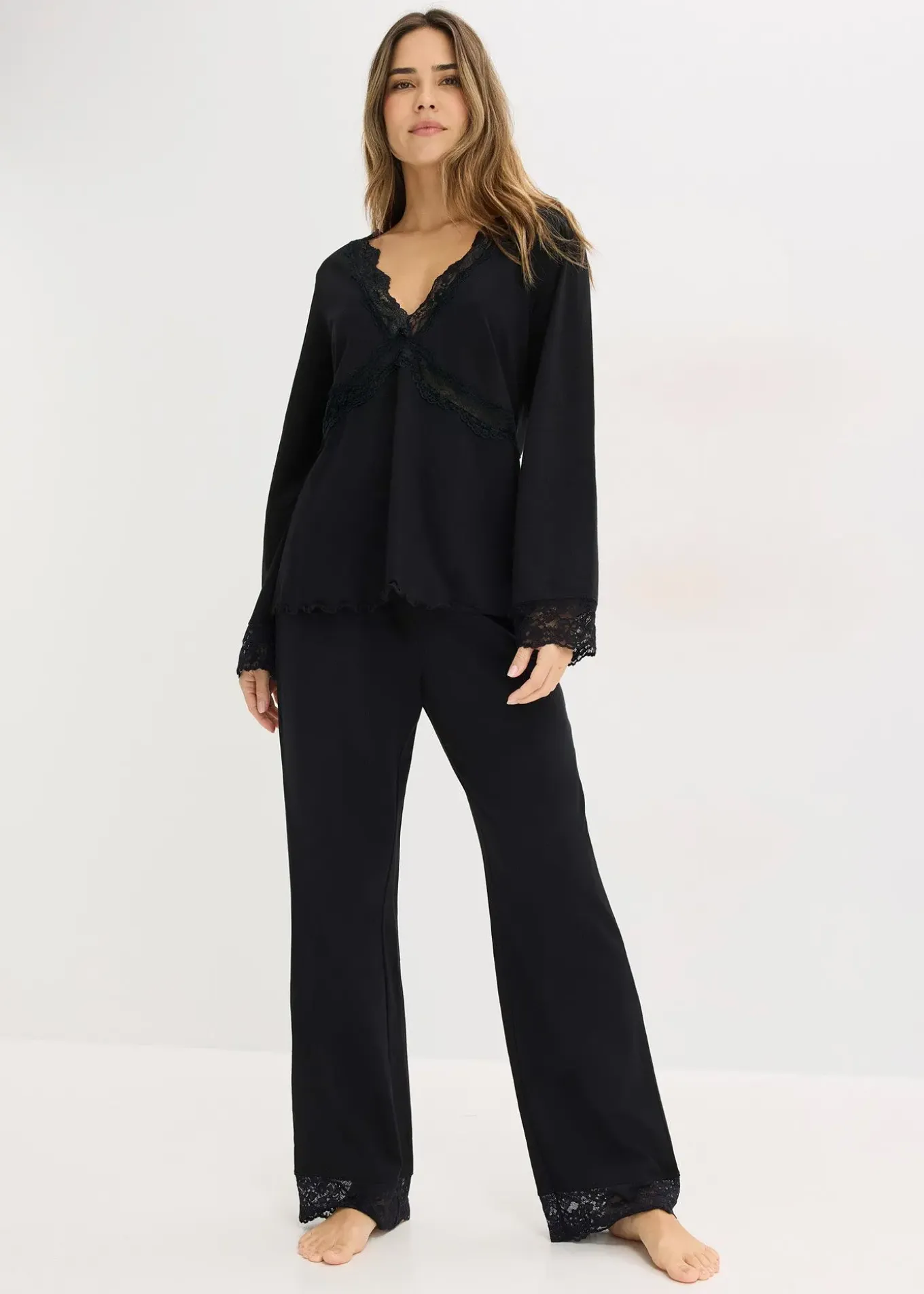 Pyjama à empiècement en dentelle