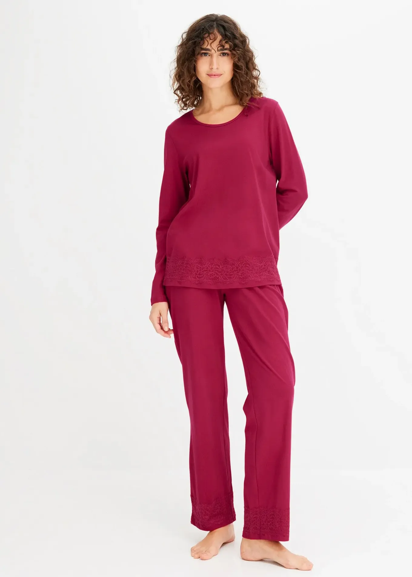 Pyjama avec dentelle