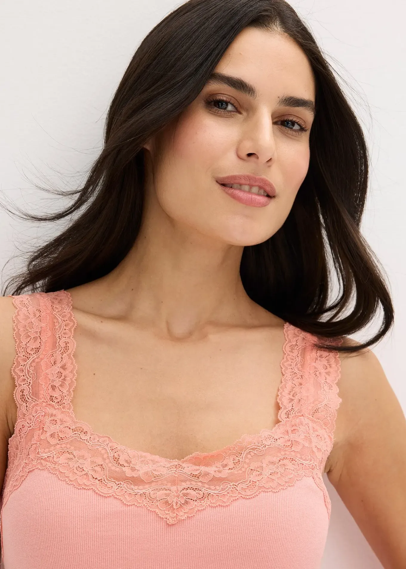 Pyjashort avec empiècement dentelle