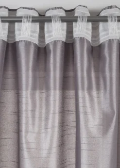 Rideau légèrement brillant, aussi en extra long (1 pce)