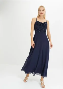 Robe à fines bretelles et haut à sequins brodés
