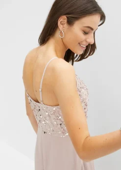 Robe à fines bretelles et haut à sequins brodés