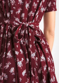 Robe à manches courtes