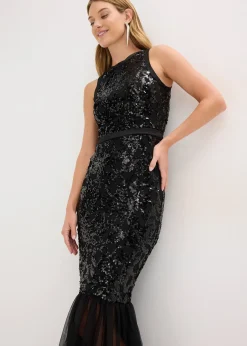 Robe à sequins et base volantée