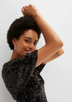 Robe à sequins et décolleté plongeant