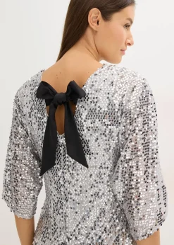 Robe à sequins et détail nœud