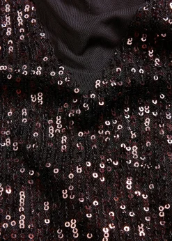 Robe à sequins et épaulettes
