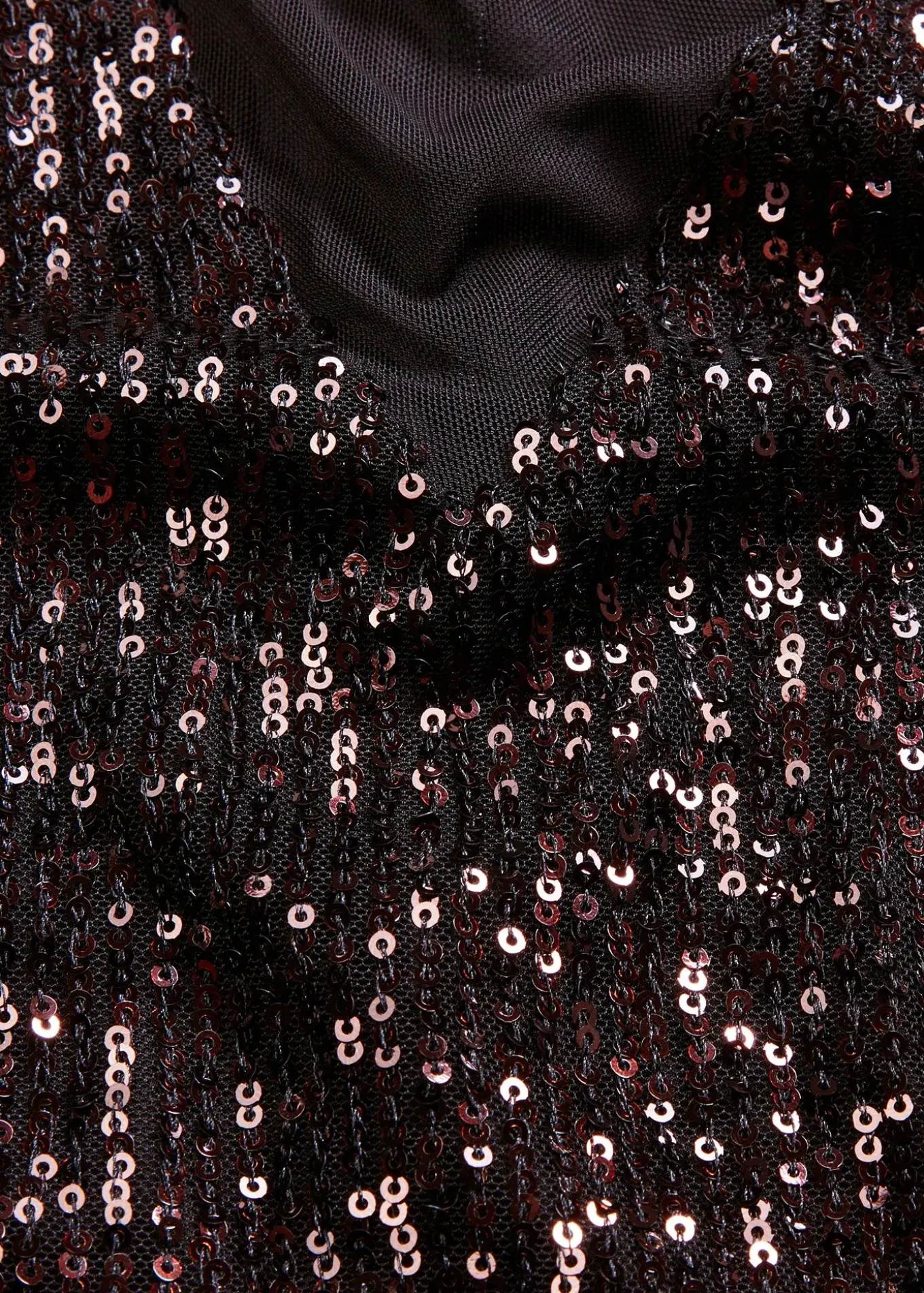 Robe à sequins et épaulettes