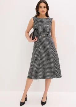 Robe avec ceinture (2 pces)