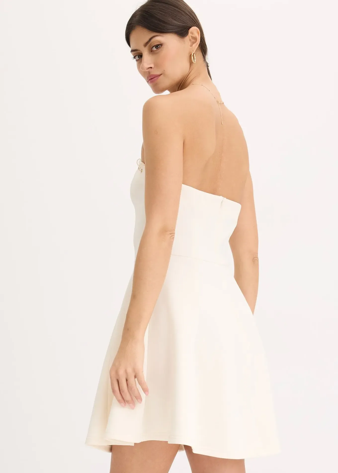 Robe avec détail chaîne