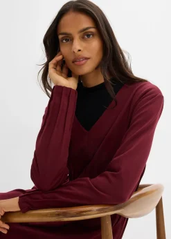 Robe confortable avec plis décoratifs