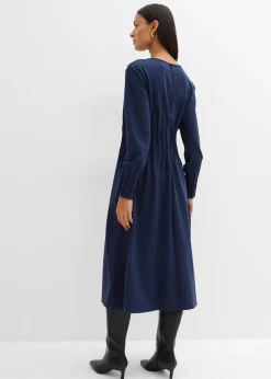 Robe confortable avec plis décoratifs