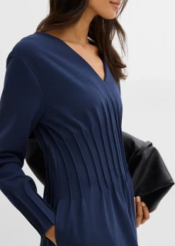 Robe confortable avec plis décoratifs