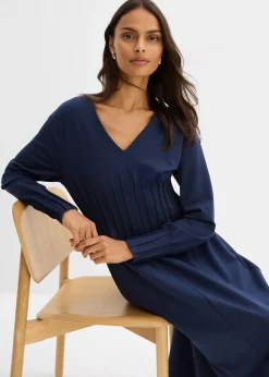 Robe confortable avec plis décoratifs