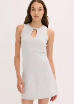 Robe courte à boutons décoratifs