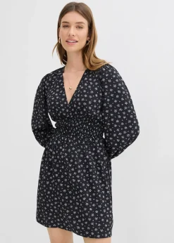 Robe courte à manches bouffantes