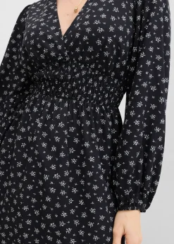 Robe courte à manches bouffantes