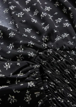 Robe courte à manches bouffantes