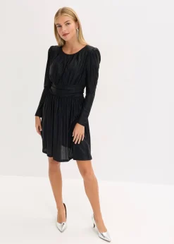 Robe courte à sequins