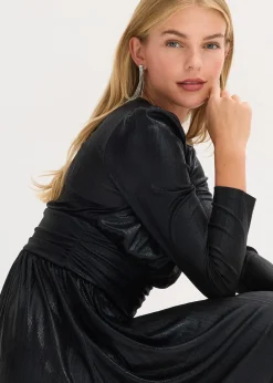 Robe courte à sequins