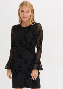Robe courte avec manches en mesh