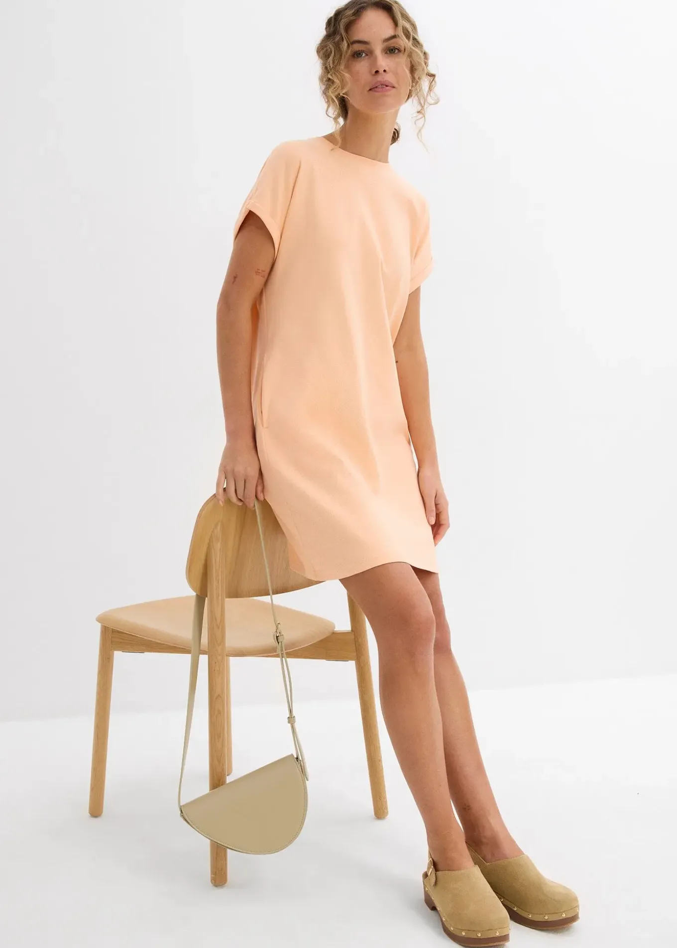 Robe courte en interlock épais