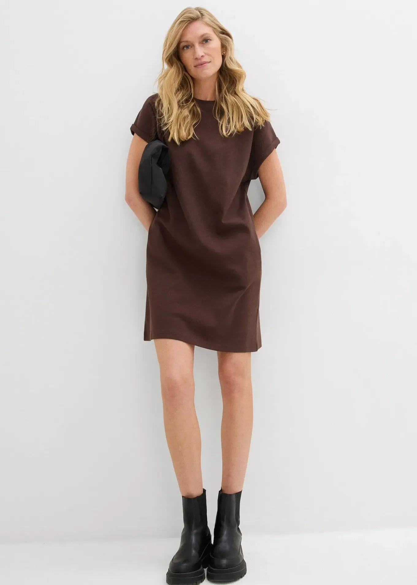 Robe courte en interlock épais