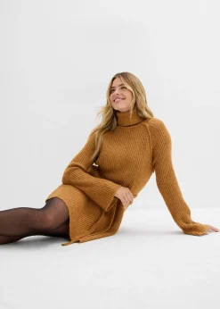 Robe courte en maille côtelée à col roulé