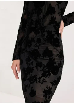 Robe courte en mesh à imprimé floqué