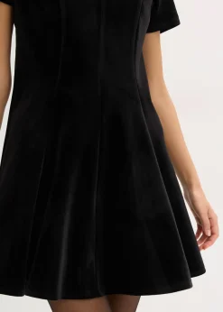 Robe courte en velours doux