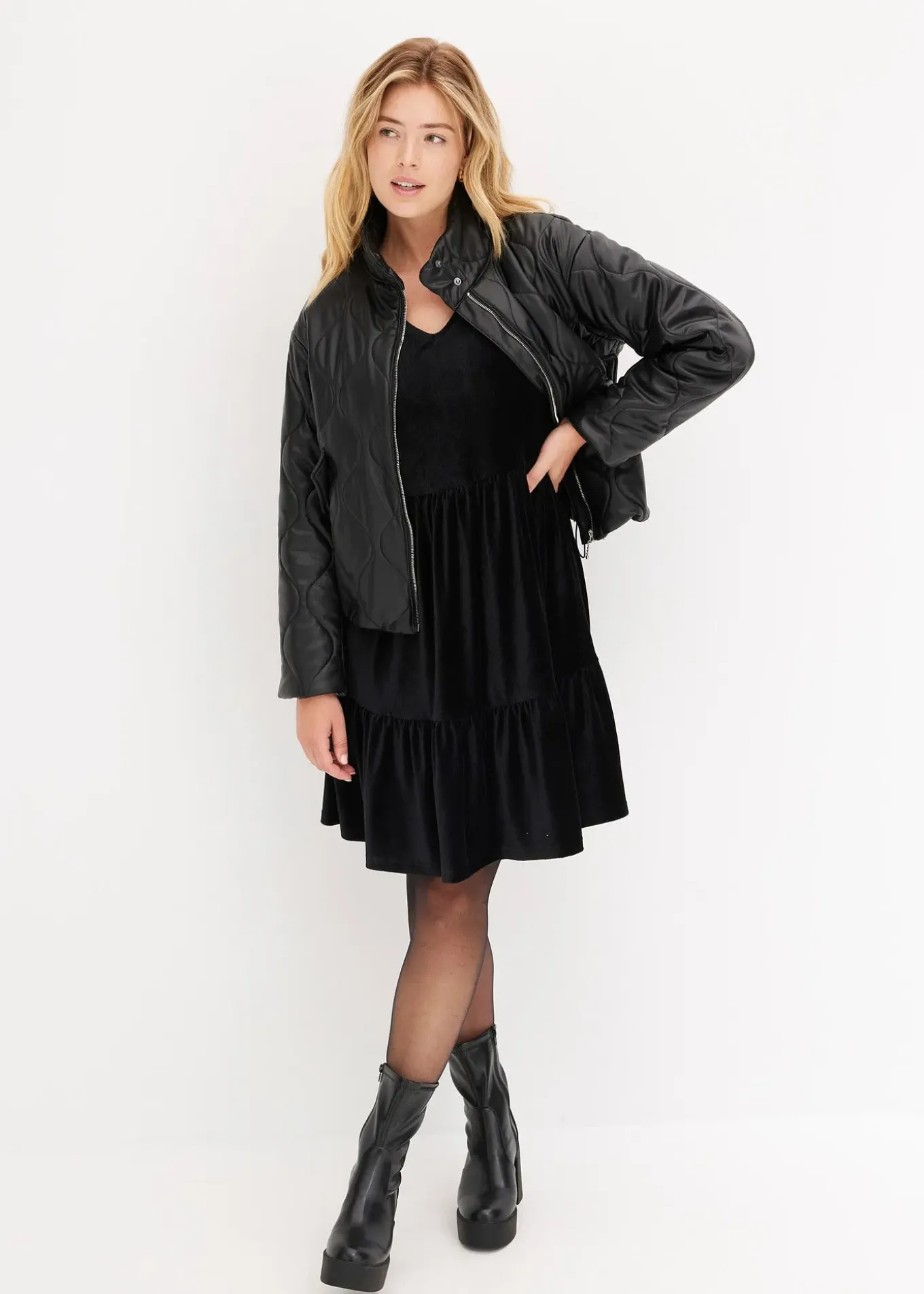 Robe courte en velours extensible