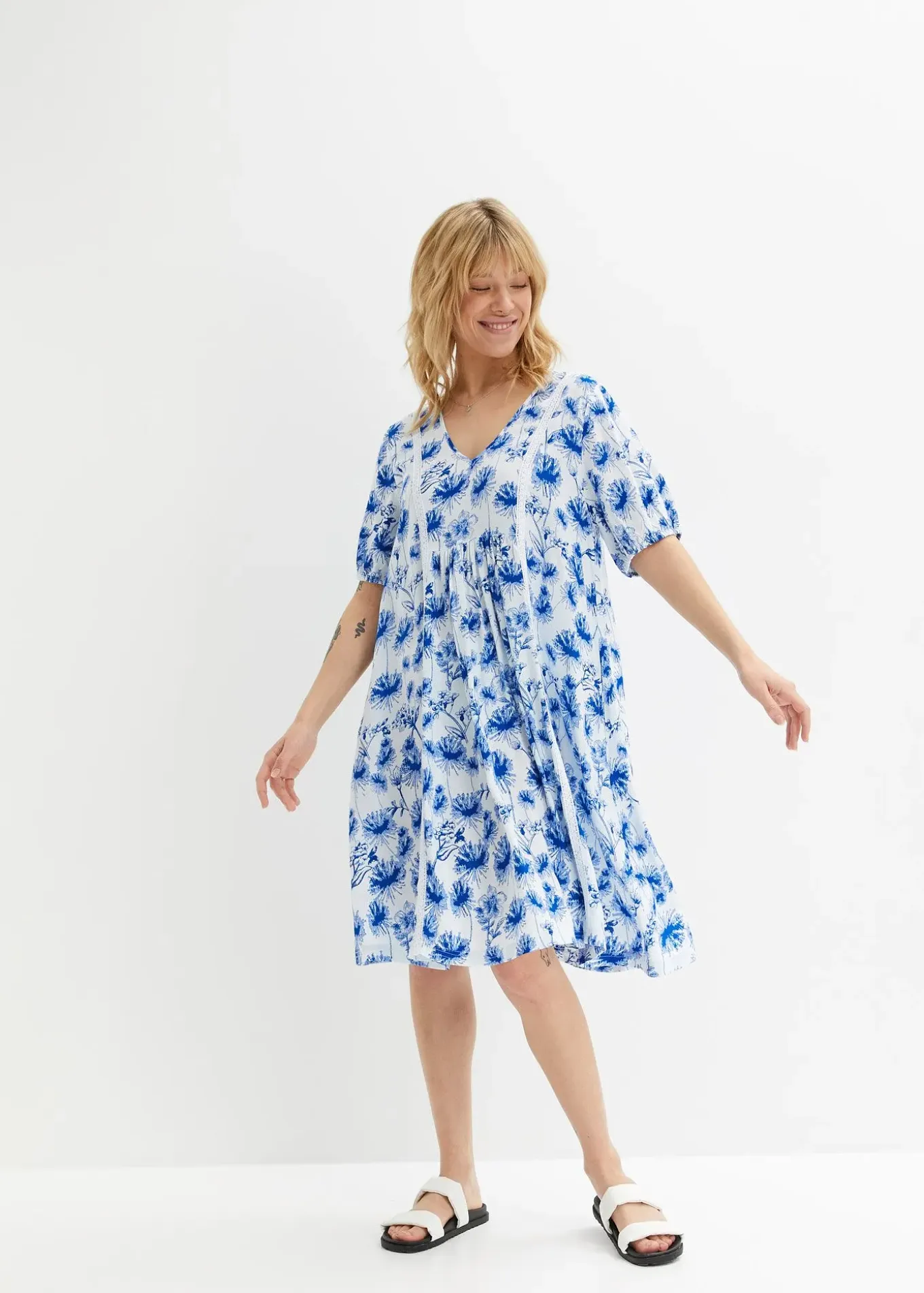 Robe courte en viscose