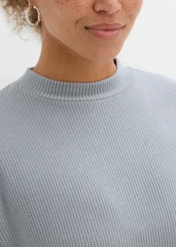 Robe courte et côtelée