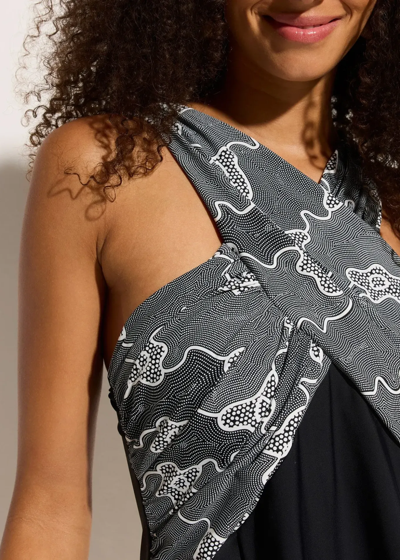 Robe de bain à effet croisé