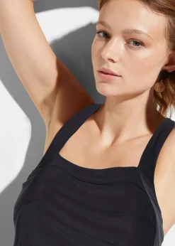 Robe de bain sculptante, maintien léger