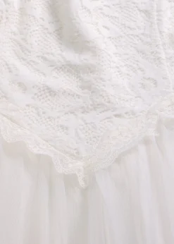 Robe de mariée en tulle et dentelle