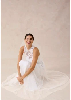 Robe de mariée en tulle et dentelle