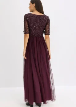 Robe de soirée en tulle avec haut brodé de sequins