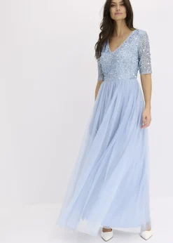 Robe de soirée en tulle avec haut brodé de sequins