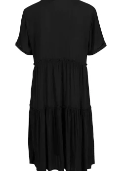 Robe en crépon de viscose, longueur genou, détail encolure