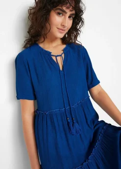 Robe en crépon de viscose, longueur genou, détail encolure