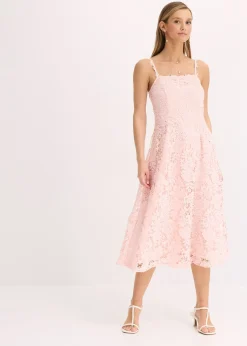 Robe en dentelle à bretelles