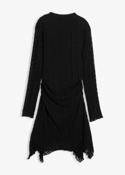 Robe en dentelle à pans