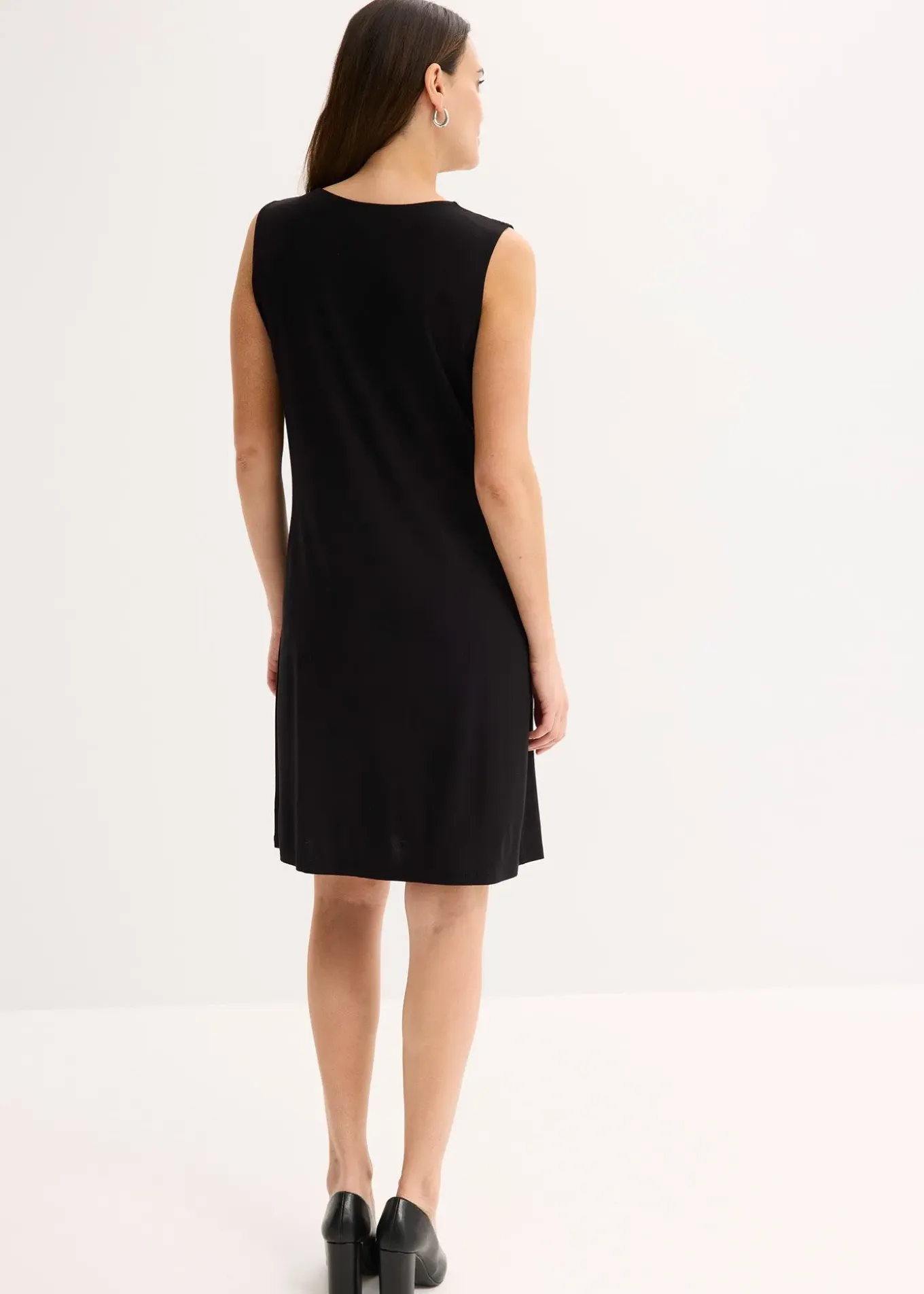 Robe en jersey à col lavallière