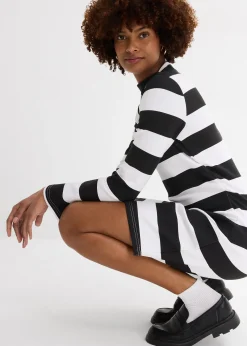 Robe en jersey à col montant