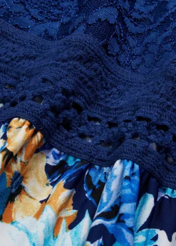 Robe en jersey avec dentelle