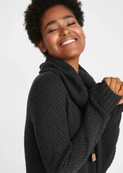 Robe en maille à col châle