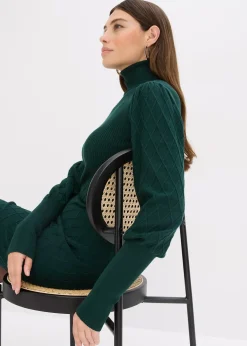 Robe en maille à col roulé