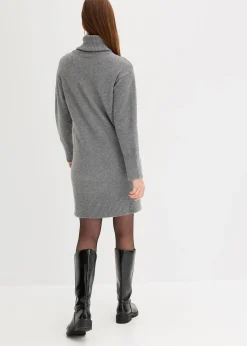 Robe en maille à col roulé